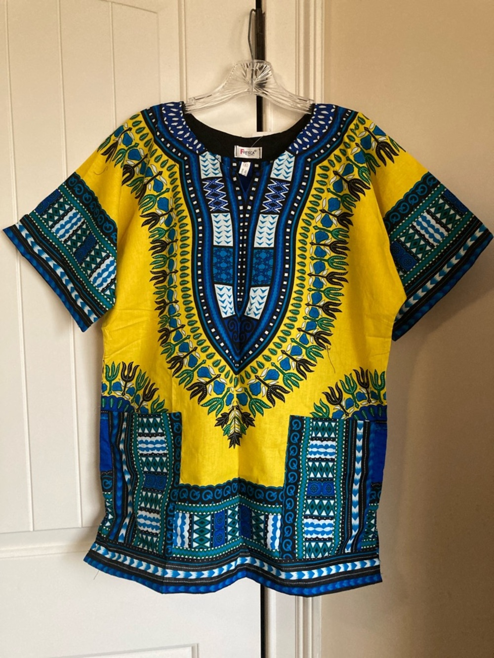 FRESCA DASHIKI Top
SIZE Small 
WOMENS OR MENS